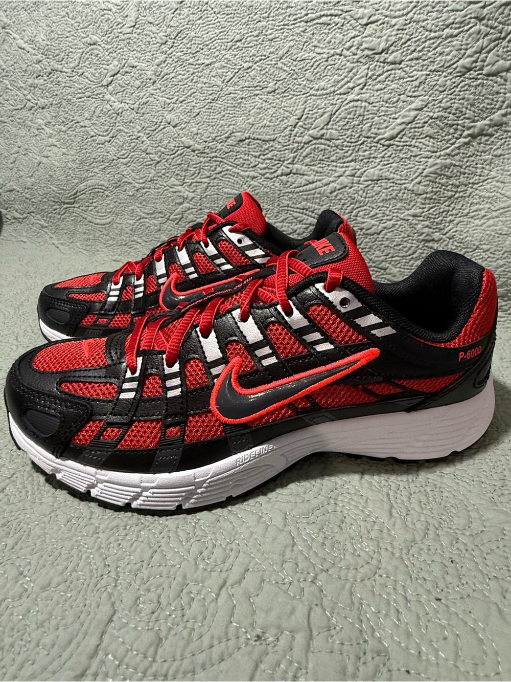 Nike P-6000 Size 5.5 Youth